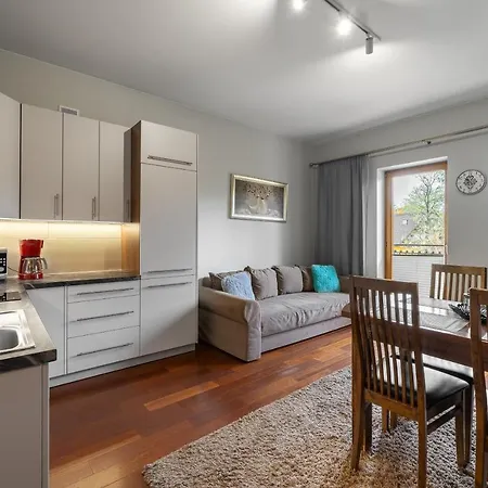 Rentplanet - Gorace Zrodla Apartment *